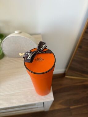 Hermes gift box for the Twill Scarf